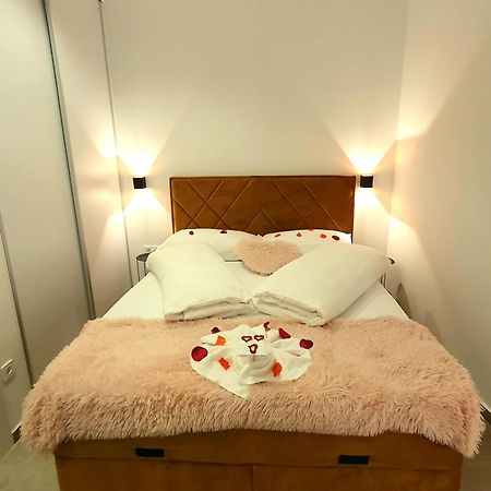 Cozy Studio Apartment Leprin In Labin Old Town 外观 照片