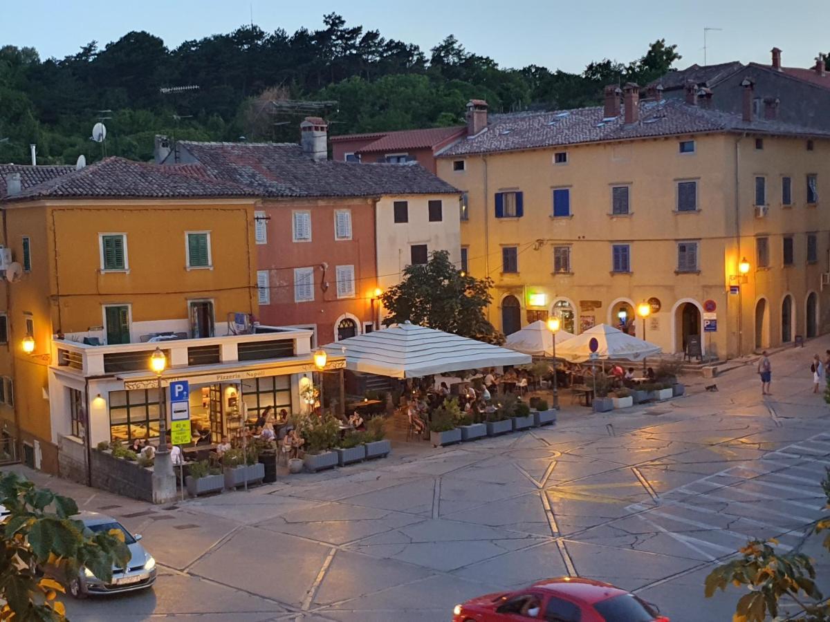 Cozy Studio Apartment Leprin In Labin Old Town 外观 照片