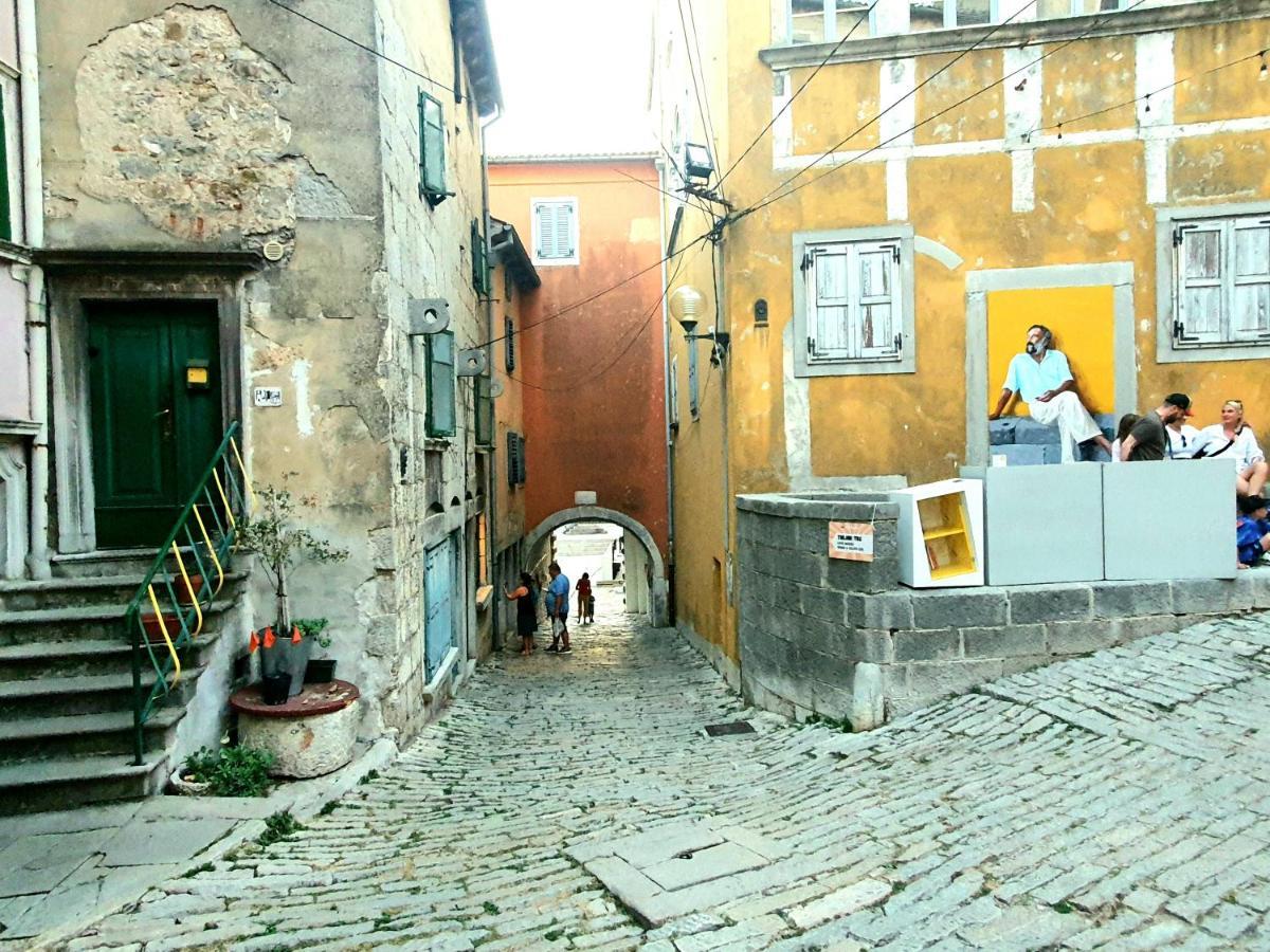 Cozy Studio Apartment Leprin In Labin Old Town 外观 照片